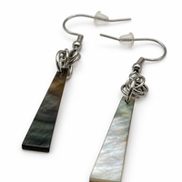 Boucles d'oreilles pendantes nacrées