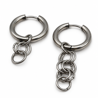 Boucles d'oreilles dépareillées anneaux
