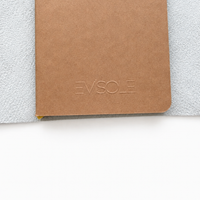 Carnet en cuir gris/blanc A6