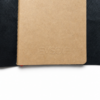 Carnet en cuir noir A6
