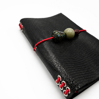 Carnet en cuir noir A6