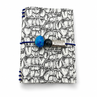 Carnet en cuir gris/blanc A6